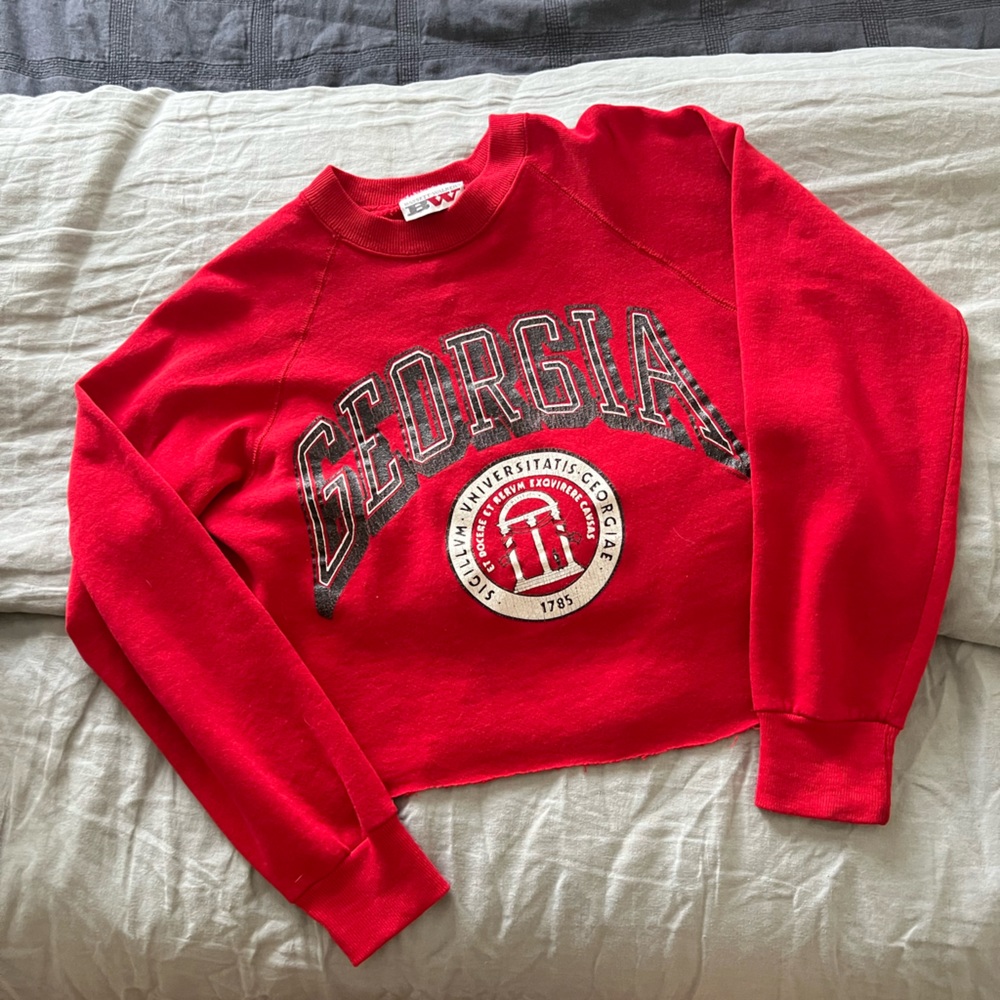UGA— Vintage University of Georgia sweatshirt
